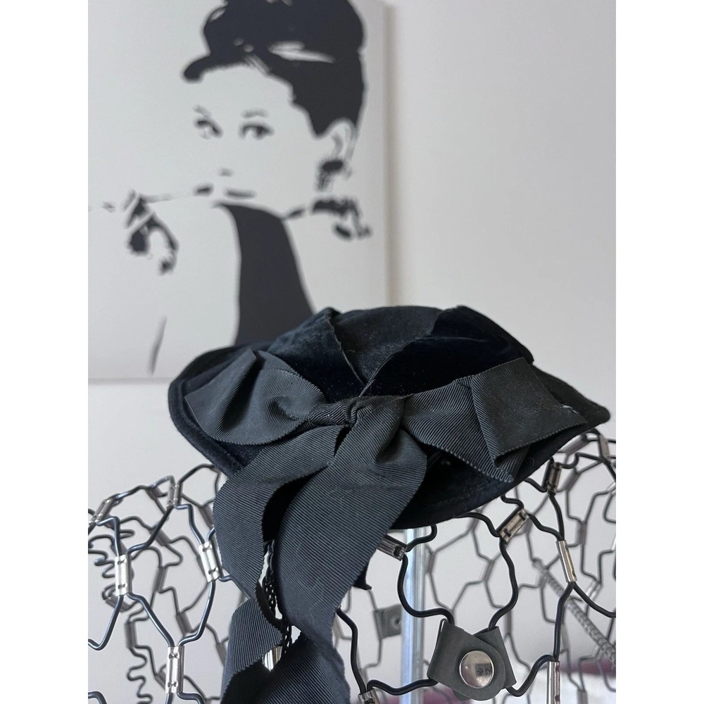 Vintage Cherry & Webb‎ Co Black Felt Velvet Bow Hat New York Creation Adjustable